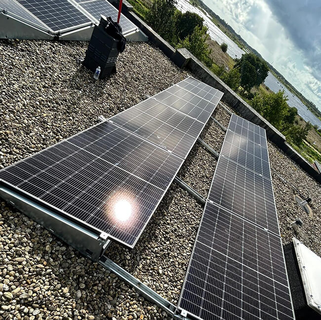 Installatie van zonnepanelen installateur Almelo